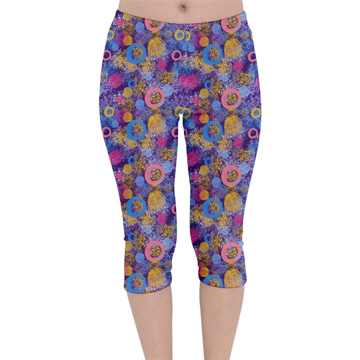 Multicolored Circles And Spots Velvet Capri Leggings 