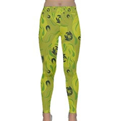 Folk Flowers Pattern  Classic Yoga Leggings by Eskimos