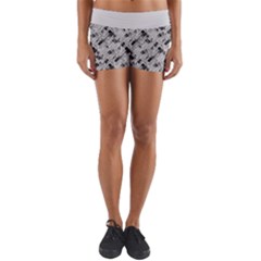 8 bit newspaper pattern, gazette collage black and white Yoga Shorts