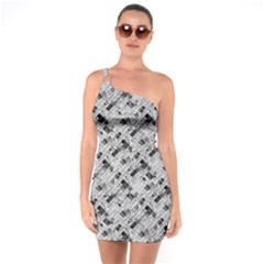 8 bit newspaper pattern, gazette collage black and white One Soulder Bodycon Dress