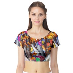 Outside The Window-swimming With Fishes Short Sleeve Crop Top