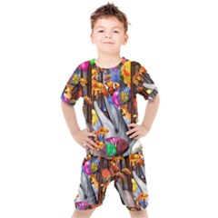 Outside The Window-swimming With Fishes Kids  Tee and Shorts Set