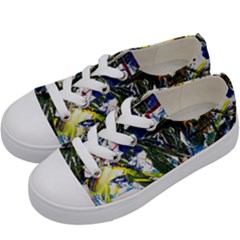 Snow In A City-1-1 Kids  Low Top Canvas Sneakers