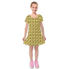 Cute Deer Pattern Yellow Kids  Short Sleeve Velvet Dress