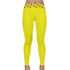 Vector Burgers, Fast Food Sandwitch Pattern At Yellow Classic Yoga Leggings by Casemiro