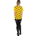 Vector Burgers, fast food sandwitch pattern at yellow Women s V-Neck Scrub Top View4