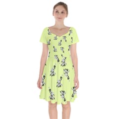 Black And White Vector Flowers At Canary Yellow Short Sleeve Bardot Dress by Casemiro