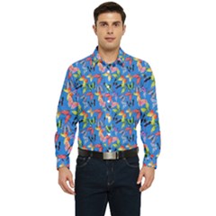 Multicolored Butterflies Fly On A Blue Background Men s Long Sleeve  Shirt