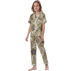 Folk Flowers Pattern Floral Surface Design Seamless Pattern Kids  Satin Short Sleeve Pajamas Set