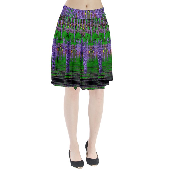 A Island Of Flowers In The Calm Sea Pleated Skirt