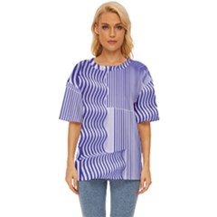 Illusion Waves Pattern Oversized Basic Tee by Sparkle