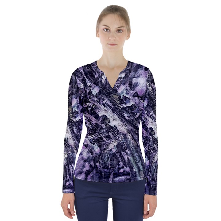 Reticulated Nova V-Neck Long Sleeve Top