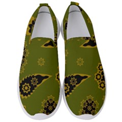 Floral Pattern Paisley Style Paisley Print  Doodle Background Men s Slip On Sneakers by Eskimos