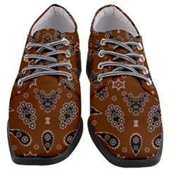 Floral Pattern Paisley Style Paisley Print  Doodle Background Women Heeled Oxford Shoes by Eskimos