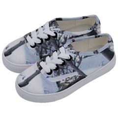 Winter Forest Kids  Classic Low Top Sneakers