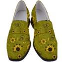 Floral pattern paisley style  Women s Chunky Heel Loafers View1