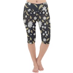 Folk Flowers Print Floral Pattern Ethnic Art Lightweight Velour Cropped Yoga Leggings by Eskimos