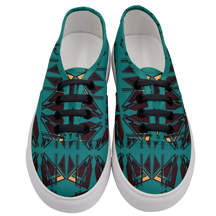 Abstract geometric design    Women s Classic Low Top Sneakers