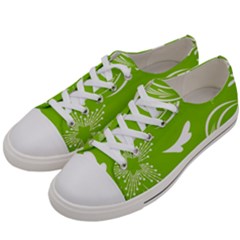 Folk Flowers Print Floral Pattern Ethnic Art Men s Low Top Canvas Sneakers by Eskimos