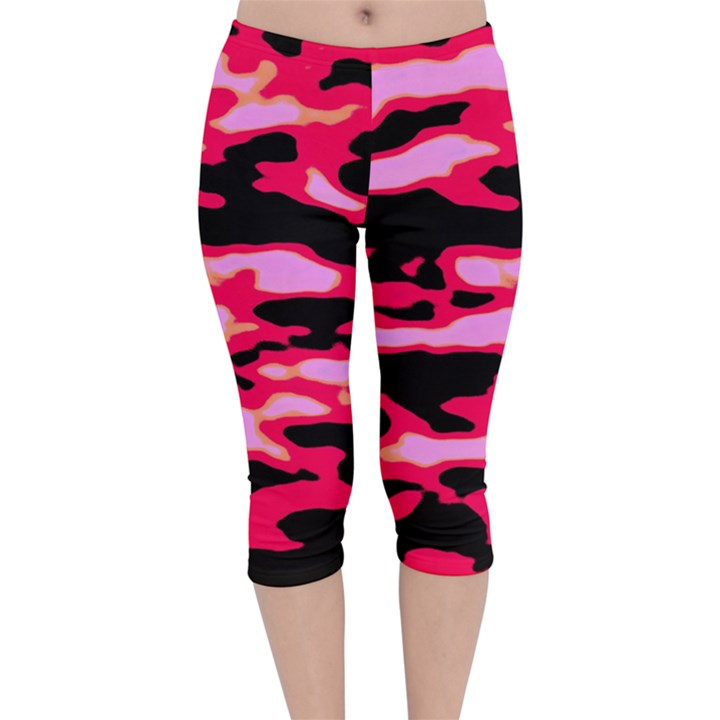 Using as a basis the wave action from the Aegean Sea, and following specific technics in capture and post-process, I have created that abstract series, based on the water flow. Velvet Capri Leggings 