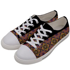 Digitaldesign Men s Low Top Canvas Sneakers by Sparkle