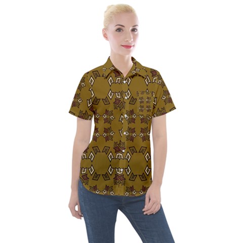 Abstract Pattern Geometric Backgrounds   Women s Short Sleeve Pocket Shirt by Eskimos