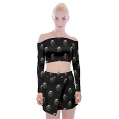 Creepy Head Sculpture With Respirator Motif Pattern Off Shoulder Top With Mini Skirt Set