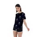 Creepy Head Sculpture With Respirator Motif Pattern Asymmetrical Short Sleeve Sports Tee View2