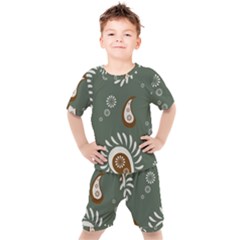 Floral Pattern Paisley Style Paisley Print  Doodle Background Kids  Tee And Shorts Set by Eskimos