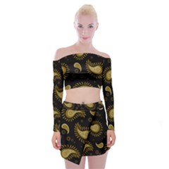 Floral Pattern Paisley Style Paisley Print  Doodle Background Off Shoulder Top With Mini Skirt Set by Eskimos