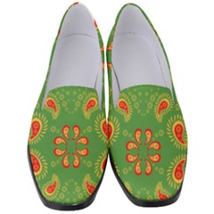 Floral Pattern Paisley Style Paisley Print  Doodle Background Women s Classic Loafer Heels by Eskimos