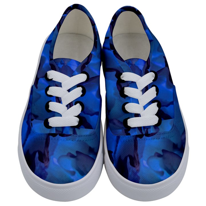 Peony in Blue Kids  Classic Low Top Sneakers