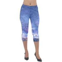 Gouttes D eau Galaxy Lightweight Velour Capri Leggings  by kcreatif