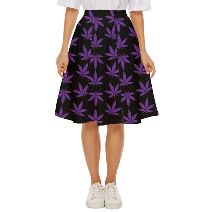 Weed Pattern Classic Short Skirt