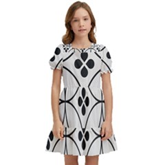 Black And White Pattern Kids  Puff Sleeved Dress