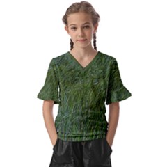 Green Carpet Kids  V-neck Horn Sleeve Blouse