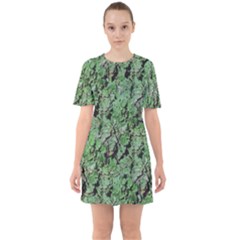 Botanic Camouflage Pattern Sixties Short Sleeve Mini Dress