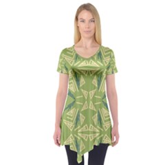 Abstract Pattern Geometric Backgrounds   Short Sleeve Tunic  by Eskimos