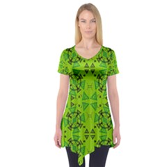 Abstract Pattern Geometric Backgrounds   Short Sleeve Tunic  by Eskimos