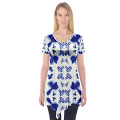 Abstract Pattern Geometric Backgrounds   Short Sleeve Tunic  by Eskimos