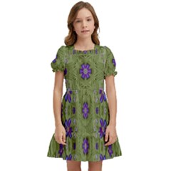 Retro And Tropical Paradise Artwork Kids  Puff Sleeved Dress by pepitasart