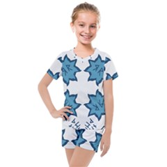 Abstract Pattern Geometric Backgrounds   Kids  Mesh Tee And Shorts Set