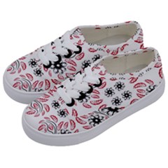 Folk Flowers Print Floral Pattern Ethnic Art Kids  Classic Low Top Sneakers by Eskimos