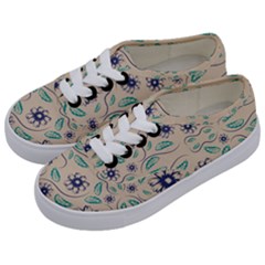 Folk Flowers Print Floral Pattern Ethnic Art Kids  Classic Low Top Sneakers by Eskimos