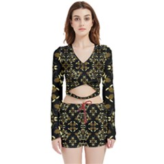 Folk flowers print Floral pattern Ethnic art Velvet Wrap Crop Top and Shorts Set