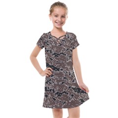 Brown And Black Abstract Vivid Texture Kids  Cross Web Dress