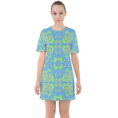 Floral Folk Damask Pattern Fantasy Flowers  Sixties Short Sleeve Mini Dress