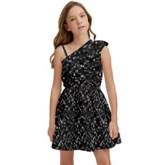 Pixel Grid Dark Black And White Pattern Kids  One Shoulder Party Dress