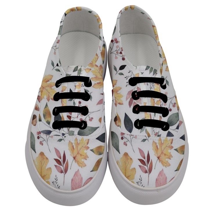 Flowers Pattern Men s Classic Low Top Sneakers