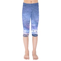 Gouttes D eau Galaxy Kids  Capri Leggings  by kcreatif